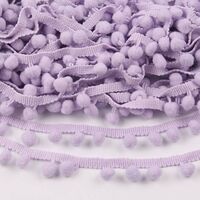 Rol Pompom band (bundel 4,5 meter) - 10mm (afmeting bolletje) Lavendel